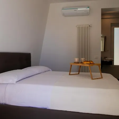 Bed & Breakfast Ulivo Bianco 3*