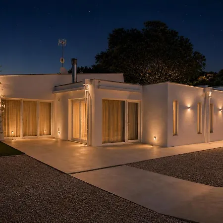 Ulivo Bianco Bed and Breakfast 3*