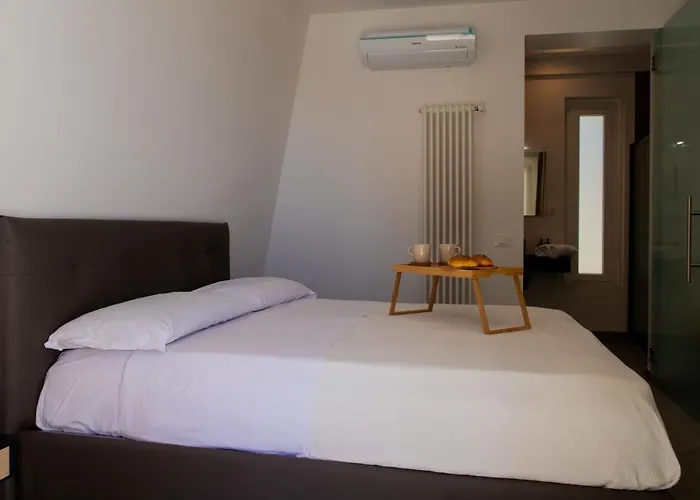 Bed and breakfast Ulivo Bianco 3*